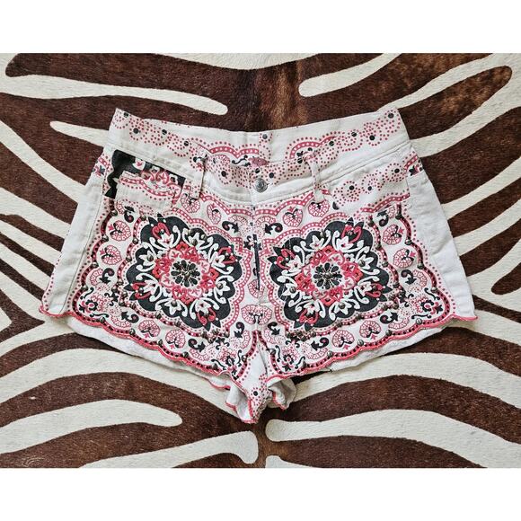 FARM Rio Pants - Farm Rio Embroidered Cotton-Blend Shorts Sz M